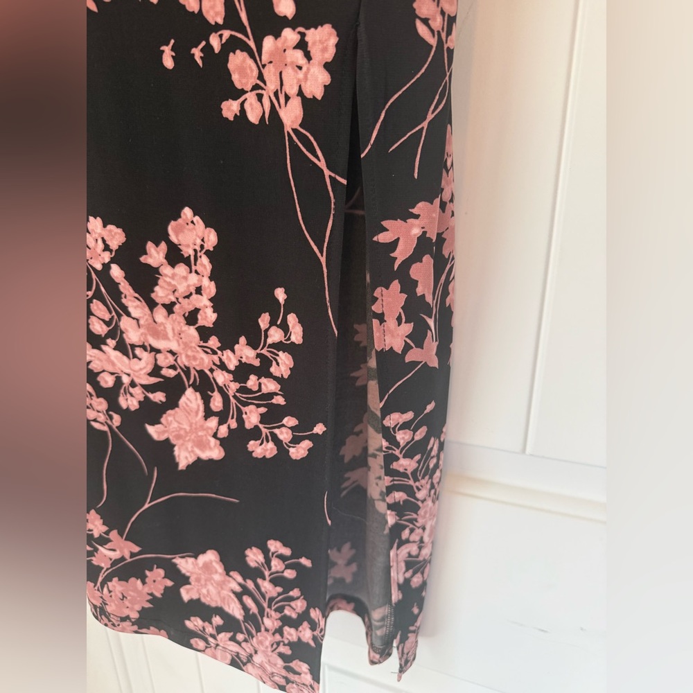 Cherry Blossom Slit Midi Dress - Picture 2 of 4